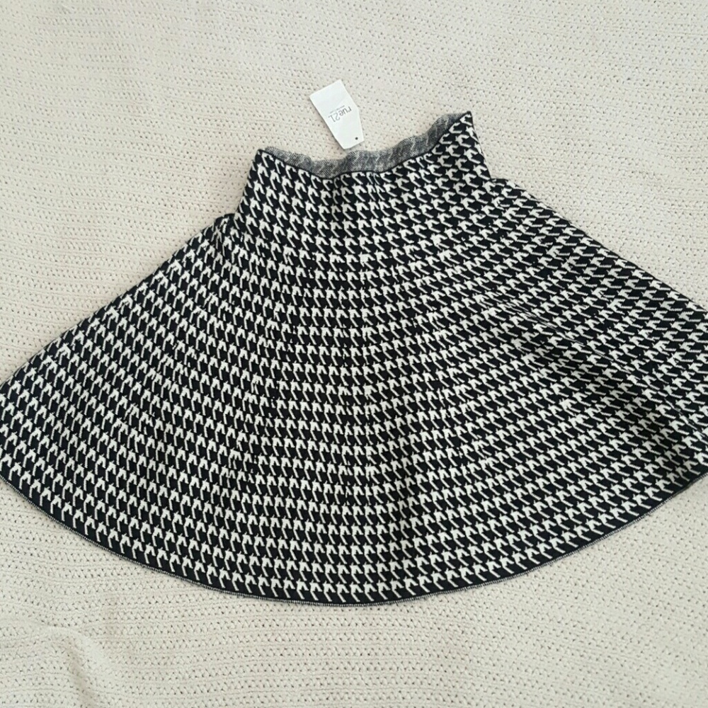 Flare skirt